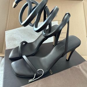Bottega Veneta Napa Spiral Sandals 37, retail for $1600